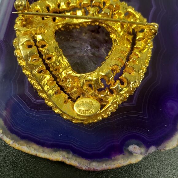 VTG Rare Hattie Carnegie Coral and White Stone Brooch and Clip-on Earrings Set - Picture 6 of 15